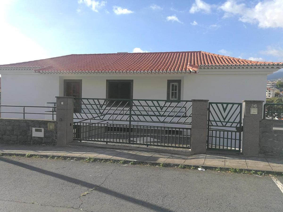 Casa Vanday Funchal  Bagian luar foto